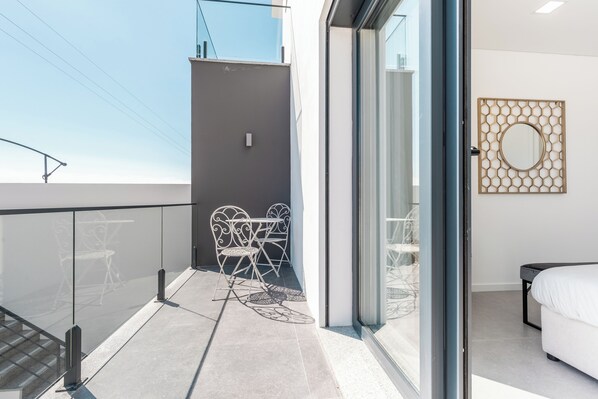 4 chambres, fer et planche à repasser, lit parapluie, Wi-Fi gratuit