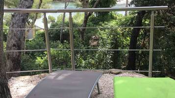 Enceinte de lâhĂ©bergement