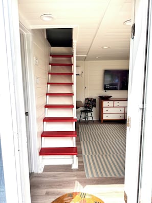 Interior - The Boat House: Relaxing Coastal Getaway Near Bethany Beach with Pool (Frankford)