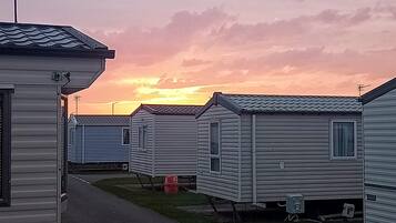 Cabin | Exterior