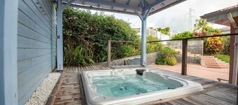 Haut de villa vue mer à 10mn en voiture de la plage de malendure