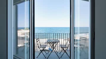 Apartamento, vista para o mar | Vista para a água