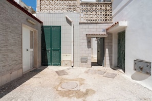 Front of property - The Sea Outside Apartments by Wonderful Italy (Bari)
