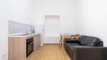 Appartamento, vista mare parziale | Cucina privata