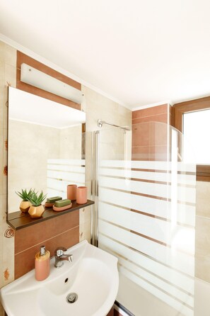 House | 2 bedrooms