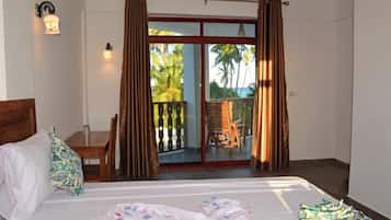 1 dormitorio, tabla de planchar con plancha, wifi y ropa de cama