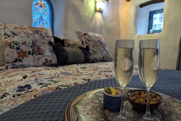 Laptop workspace, free WiFi