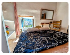 浪漫雙人房 | 高級寢具、熨斗/熨衫板、嬰兒床 (收費)、免費 Wi-Fi