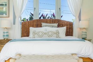 4 habitaciones, tabla de planchar con plancha, wifi y ropa de cama 