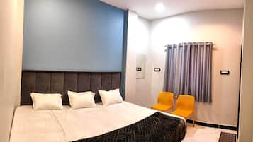 Deluxe Triple Room | Free WiFi