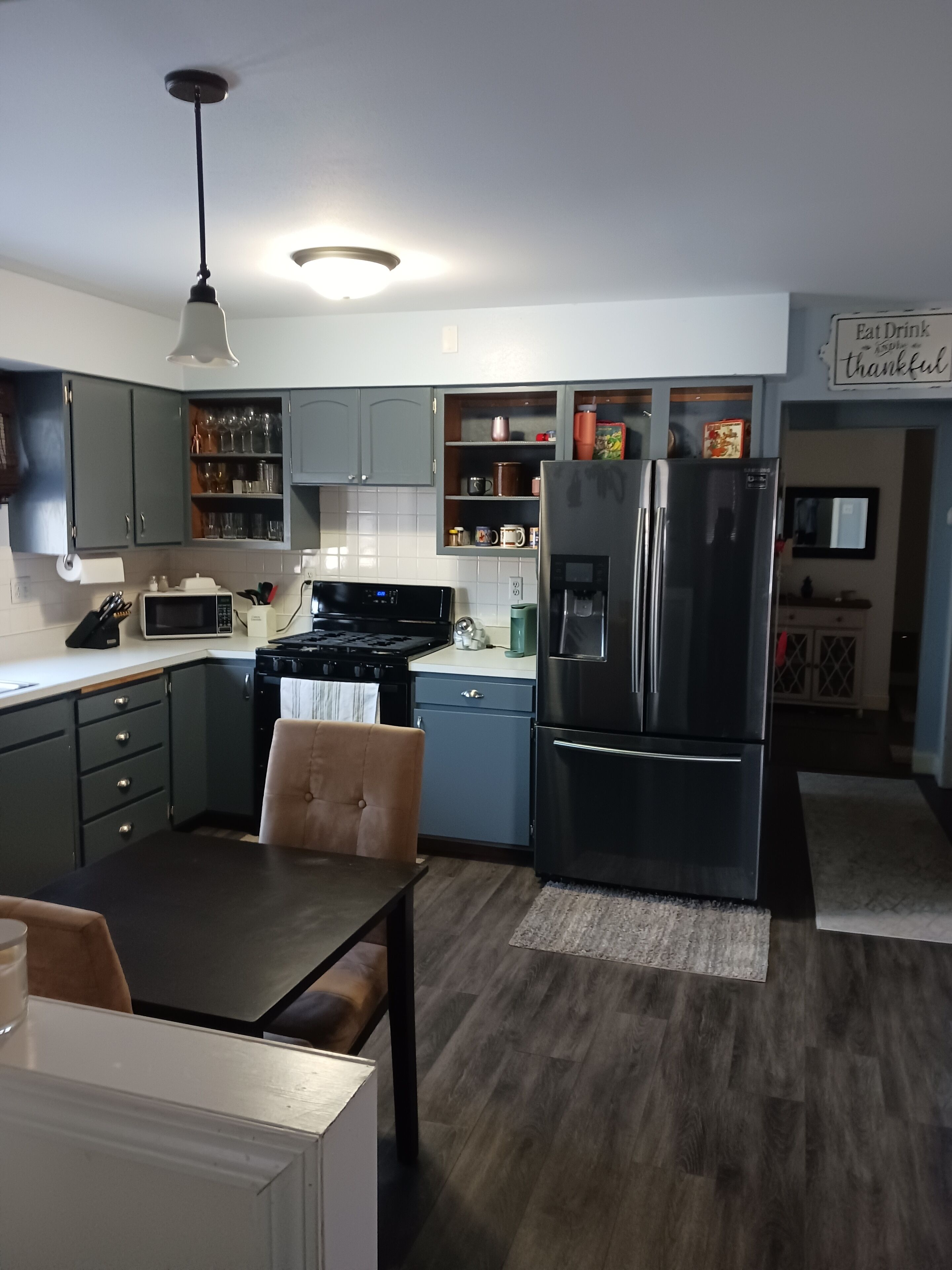 Refrigerador, microondas, horno, placa de cocina