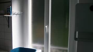 Interni