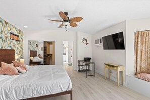 3 室のベッドルーム、アイロン / アイロン台、WiFi (無料)、ベッドシーツ