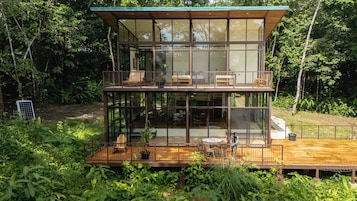 Luxury Cottage, 3 Bedrooms | Egyptian cotton sheets, premium bedding, individually decorated