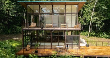 Maze Lodge