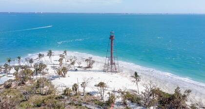 Seahorse Suites #2. Fun,Beach, Games, Memories!