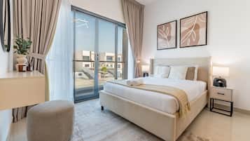 4 bedrooms, in-room safe, iron/ironing board, free WiFi