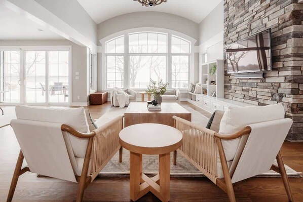 TV, fireplace, DVD player