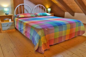 2 bedrooms, iron/ironing board - Gorgeous apartment and breathtaking location for an unforgettable vacation! (Monclassico)