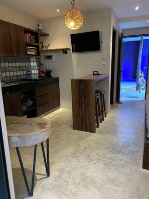 Private kitchen - Cozy and private studio in the heart of La Veleta! (Tulum).   (Tulum)