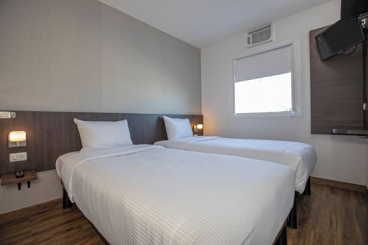 베이직 트윈룸 | 노트북 작업 공간, 무료 WiFi