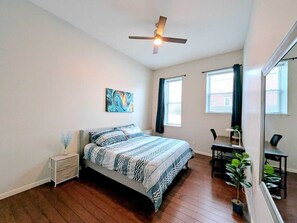 1 bedroom, in-room safe, desk, iron/ironing board