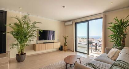 2BR Luxury Seaview Apartment in Los Cristianos