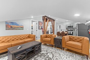 Interior - Unique Top-Floor Apt in BTV (Burlington)