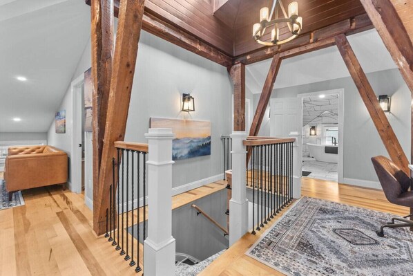 Interior - Unique Top-Floor Apt in BTV (Burlington)