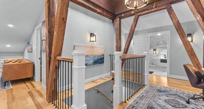 Unique Top-Floor Apt in BTV