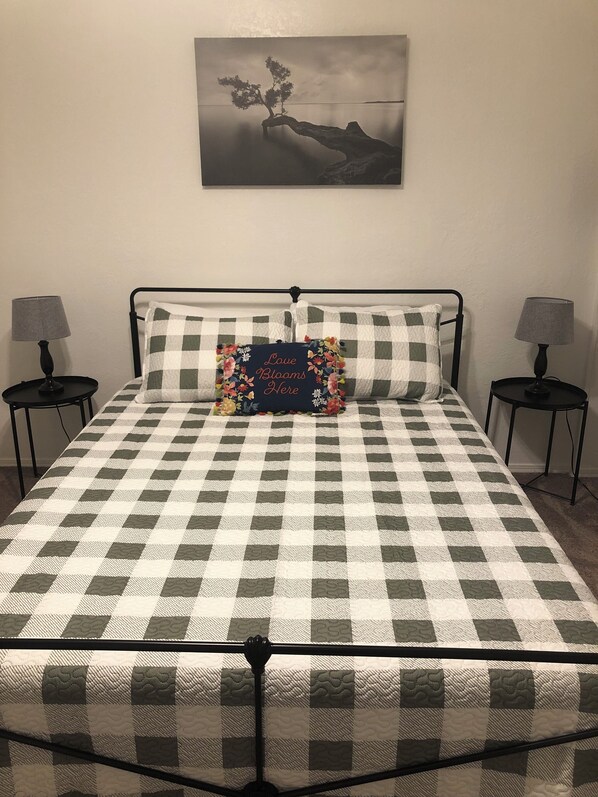 3 dormitorios, escritorio, tabla de planchar con plancha y wifi gratis