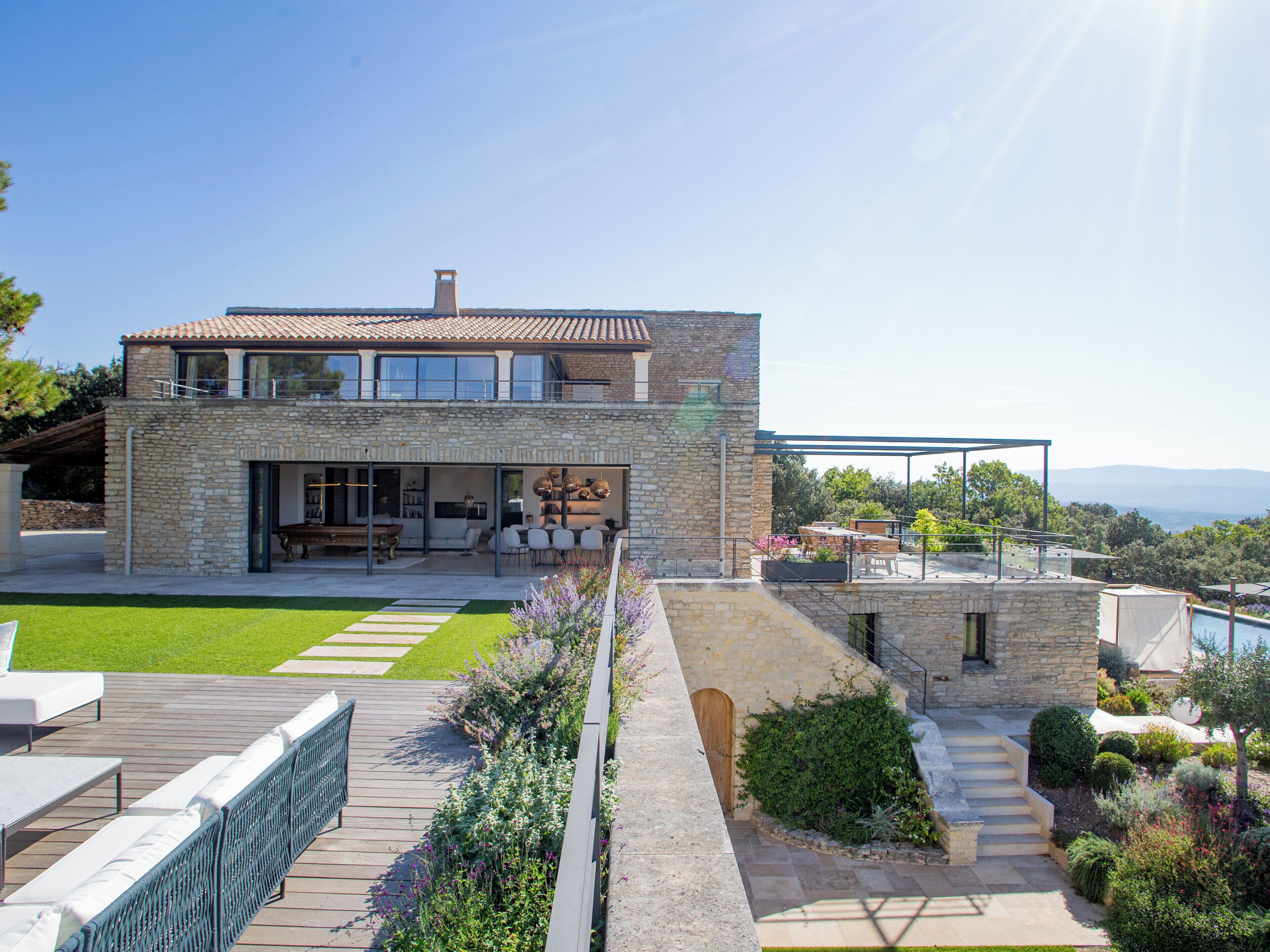 Restauration extérieure