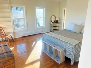 4 bedrooms, WiFi, bed sheets