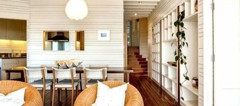 Luxico Seven Mile Beach House (with Car Parking)