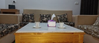 Apartment in downtown Luxor, close to all tourist attractions