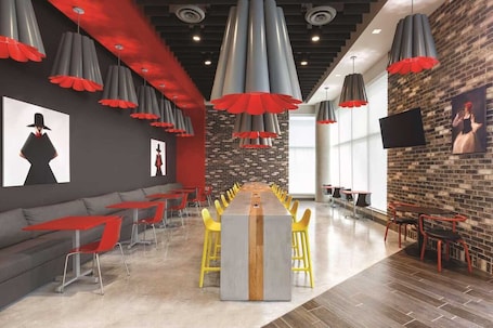Restaurant. Kompose Boutique Hotel Miami Airport