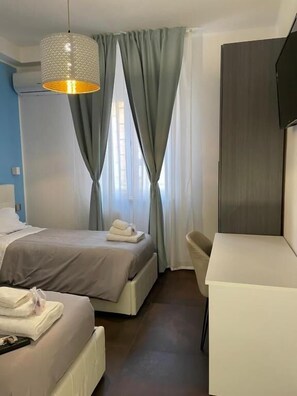 1 bedroom, desk, free WiFi