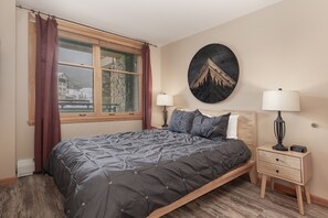 1 bedroom, iron/ironing board, WiFi, bed sheets - NEW! Premium Unit 2216 - 1 Br - Zephyr Mountain Lodge (Winter Park)