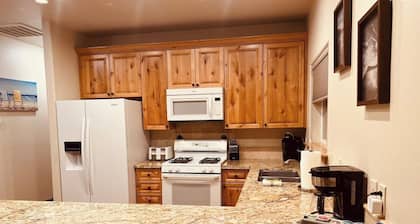 Charming 1-bedroom apartment with WiFi, AC in rural Minden