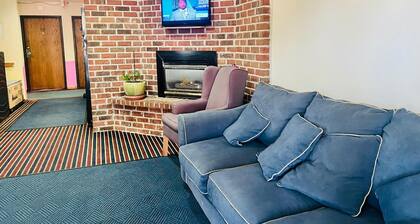 Villa Inn Motel Near Hwy 12 WI Capital O