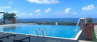 Tiferet at the Point - 6 min drive from the Beach