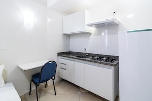 Superior Twin Room | 1 bedroom, minibar, free WiFi, bed sheets
