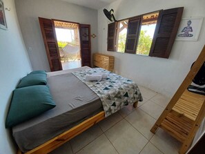 4 bedrooms, WiFi, bed sheets