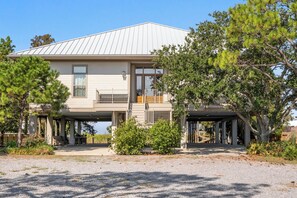 Exterior - Bayou Rigolettes Retreat (Barataria)