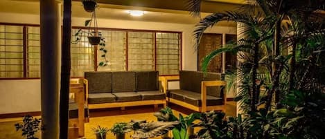 Bagian depan properti