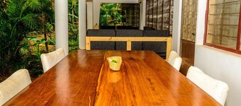 Bustani Luxury Homestay