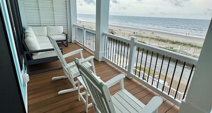 New Beach Front Home,6bd,6.5ba Elevator,Pool,Hot and Cool Spa!!!