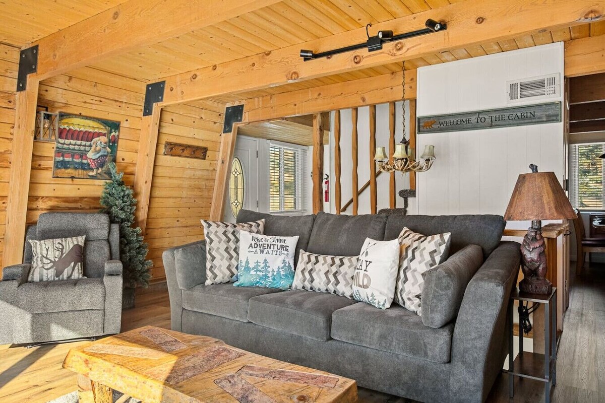 Photo 15 of High Score Hideaway - Views of Ski Slopes, Hot Tub