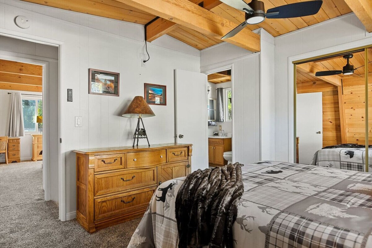 Photo 29 of High Score Hideaway - Views of Ski Slopes, Hot Tub