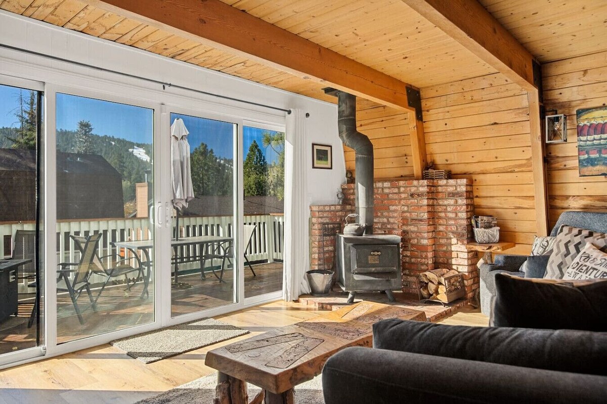 Photo 13 of High Score Hideaway - Views of Ski Slopes, Hot Tub